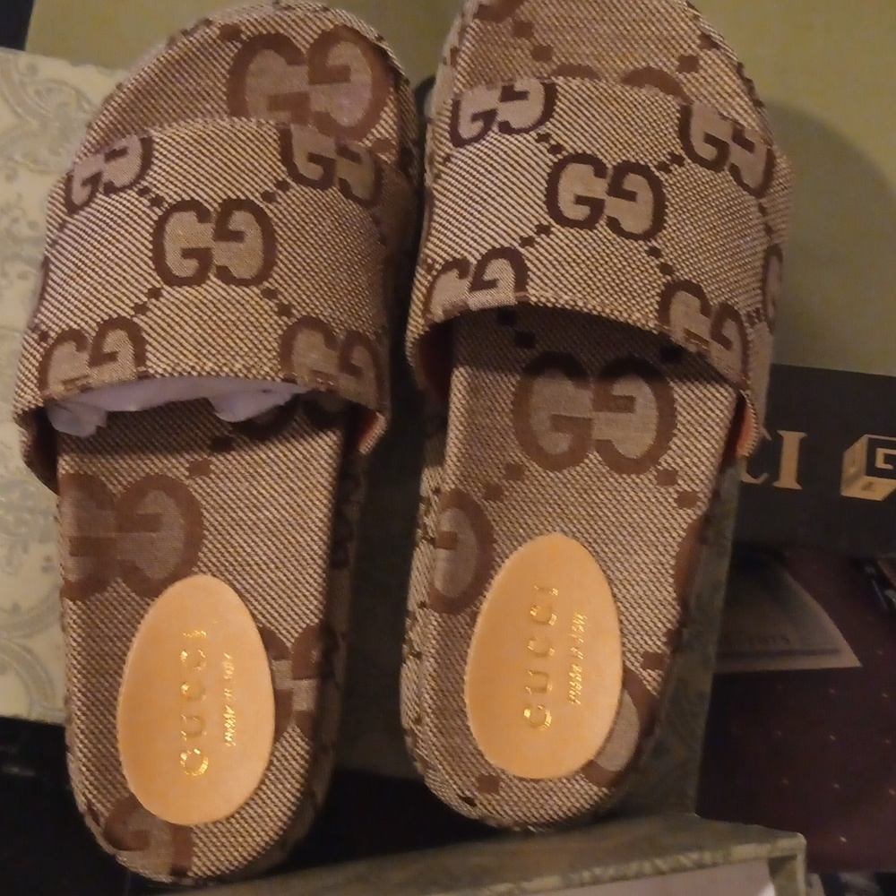 Gucci platform slider sandals